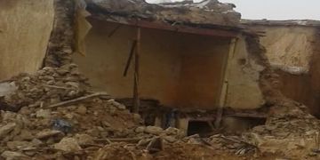 بعد الهزة الأرضية.. انهيار جزئي لمنزل في مراكش بعد الهزة الأرضية.. انهيار جزئي لمنزل في مراكش