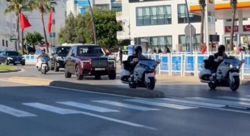 الملك محمد السادس يصل إلى مطار تطوان ويتجه لإقامته بالمضيق