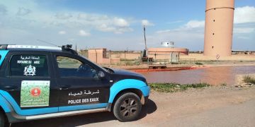 شرطة الماء تحرر عشرات المخالفات وتغلق آبارا عشوائية