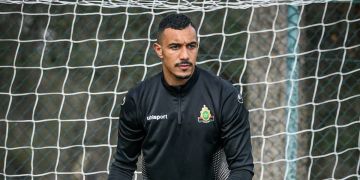 بنعبيد يلعب الكلاسيكو بقميصين مختلفين في الموسم نفسه