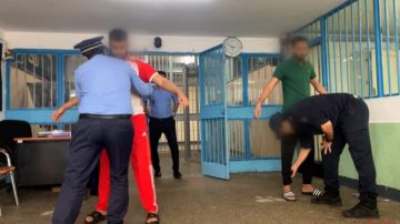 تفتيش إلكتروني وتأكد من الهويات.. 117 مترشحا يجتازون امتحانات البكالوريا بسجن عكاشة (فيديو)