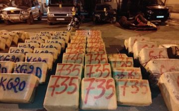 تعاون أمني استخباراتي يسقط أزيد من 4 أطنان من المخدرات بأولاد تايمة