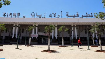 ركود غير مسبوق يضرب محطة أولاد زيان بالبيضاء.. ومهنيون يكشفون أسباب تراجع حركة السفر ركود غير مسبوق يضرب محطة أولاد زيان بالبيضاء.. ومهنيون يكشفون أسباب تراجع حركة السفر
