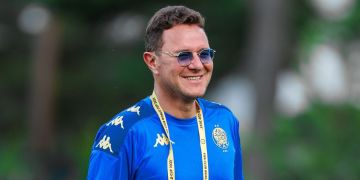 بنهاشم يصر على قيادة الوداد في مباراة العين بنهاشم يصر على قيادة الوداد في مباراة العين