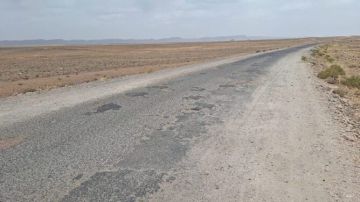 30 كيلومترا من المعاناة.. طريق متهالكة تعمق عزلة دواوير نواحي ورزازات (فيديو)