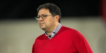 قرار قيد الدراسة من منخرطي الوداد بشأن هشام آيت منا