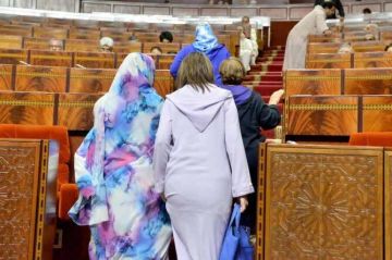 البرلمان يسائل الحكومة عن المناصفة.. وزارات تكشف تفاوت تمثيلية النساء بمناصب المسؤولية البرلمان يسائل الحكومة عن المناصفة.. وزارات تكشف تفاوت تمثيلية النساء بمناصب المسؤولية