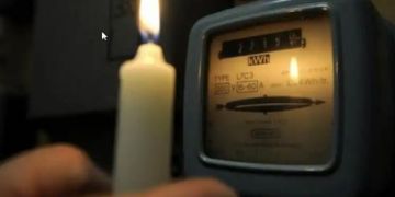 انقطاعات متكررة للكهرباء تزيد حر الصيف على ساكنة دواوير بالحسيمة