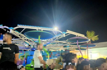 المغرب.. سقوط أرجوحة جراء خلل فني يصيب شبانا ومطالبات بمراقبة سلامة الألعاب المغرب.. سقوط أرجوحة جراء خلل فني يصيب شبانا ومطالبات بمراقبة سلامة الألعاب