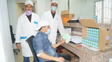 جماعة البيضاء تنهي توزيع أدوية السكري عبر المقاطعات ومخاوف من تفاقم معاناة المرضى جماعة البيضاء تنهي توزيع أدوية السكري عبر المقاطعات ومخاوف من تفاقم معاناة المرضى