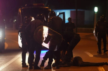 المغرب.. إحباط محاولة تسلل جماعي لأكثر من 200 مهاجر غير نظامي في مدينة العيون المغرب.. إحباط محاولة تسلل جماعي لأكثر من 200 مهاجر غير نظامي في مدينة العيون