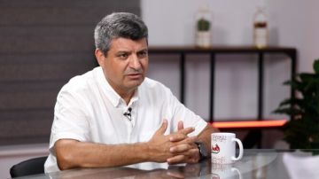 أدمينو: خطاب العرش يشخص اختلالات التنمية ويوجه الحكومة لتوسيع نطاق استفادة المواطنين أدمينو: خطاب العرش يشخص اختلالات التنمية ويوجه الحكومة لتوسيع نطاق استفادة المواطنين