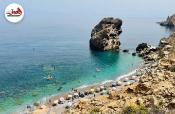 تاوسارت.. الشاطئ الريفي الذي يكافئ زواره بعد 700 درجة من المغامرة (فيديو)