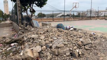 الإهمال يطارد ملاعب القرب بسيدي بليوط.. واتهامات لرئيسة المقاطعة بسوء التدبير الإهمال يطارد ملاعب القرب بسيدي بليوط.. واتهامات لرئيسة المقاطعة بسوء التدبير