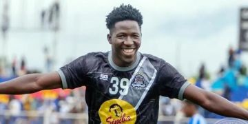 مطالب تعجيزية تعقد مهمة الرجاء في ضم هداف بارز مطالب تعجيزية تعقد مهمة الرجاء في ضم هداف بارز