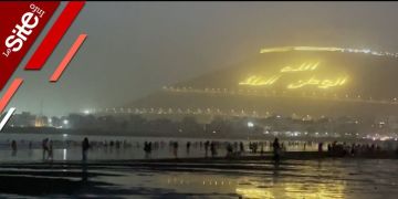 شاطئ أكادير.. السباحة الليلية تجذب الكثير من المواطنين بعد ارتفاع الحرارة -فيديو شاطئ أكادير.. السباحة الليلية تجذب الكثير من المواطنين بعد ارتفاع الحرارة -فيديو