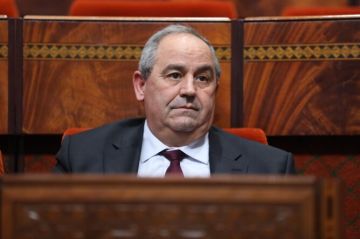 الميداوي يغضب الأساتذة الباحثين بمشروع قانون ينزع الصلاحيات من الجامعات