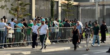 أعداد كبيرة من جماهير الرجاء تدخل دونور في ظروف تنظيمية جيدة- صور أعداد كبيرة من جماهير الرجاء تدخل دونور في ظروف تنظيمية جيدة- صور