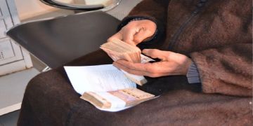 اقتصاديو الاستقلال يدعون إلى خفض الضرائب وعدم إغراق الأسر بالديون