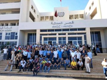 جامعة الصحة تدافع عن حقوق عمال النظافة وتتهم شركات مناولة بـ التغول جامعة الصحة تدافع عن حقوق عمال النظافة وتتهم شركات مناولة بـ التغول