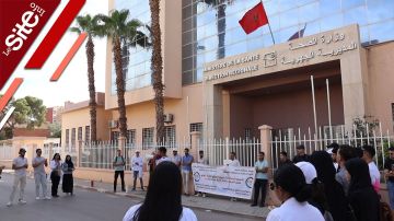 خريجو وطلبة التمريض بوجدة يحتجون ضد التهميش ويطالبون بزيادة المناصب المالية-فيديو خريجو وطلبة التمريض بوجدة يحتجون ضد التهميش ويطالبون بزيادة المناصب المالية-فيديو