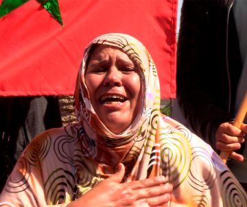 بعد 14 سنة من التشريد.. ضحايا هدم 2011 يعودون للاحتجاج بأكادير (فيديو) بعد 14 سنة من التشريد.. ضحايا هدم 2011 يعودون للاحتجاج بأكادير (فيديو)