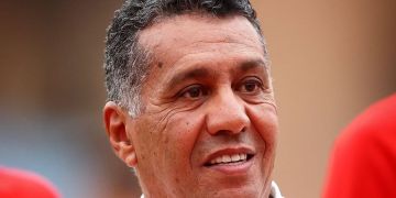 شرط الطاوسي للرحيل يضع مكتب الكوكب المراكشي في موقف صعب شرط الطاوسي للرحيل يضع مكتب الكوكب المراكشي في موقف صعب