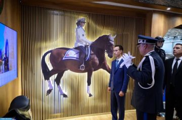 بحضور دولي.. ولي العهد يفتتح معرض الفرس للجديدة ويتابع عروضا في الفروسية والتبوريدة بحضور دولي.. ولي العهد يفتتح معرض الفرس للجديدة ويتابع عروضا في الفروسية والتبوريدة