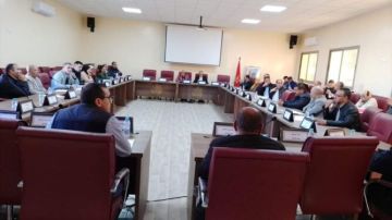 معارضة دمنات تفضح توزيع المشاريع الانتخابية وتتهم الأغلبية بتوظيف المال العام