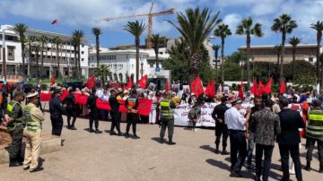 أراضي المجاطية تشعل الغضب ضد الرميلي.. ملاك سلاليون يهاجمون العمدة ويرفضون التشطير أراضي المجاطية تشعل الغضب ضد الرميلي.. ملاك سلاليون يهاجمون العمدة ويرفضون التشطير