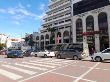 انسداد بمجلس سيدي بليوط.. غياب الأغلبية يفجر الجدل ويحرج الرئيسة كنزة الشرايبي انسداد بمجلس سيدي بليوط.. غياب الأغلبية يفجر الجدل ويحرج الرئيسة كنزة الشرايبي