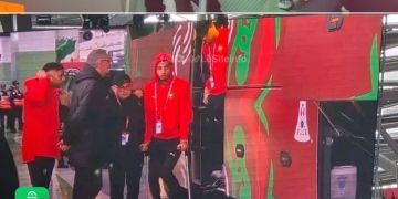  عز الدين أوناحي يخضع لبرنامج علاجي وتأهيلي خاص بعد إصابته 