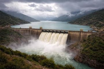 كيف ورطت فيضانات القصر الكبير وزارة الماء؟