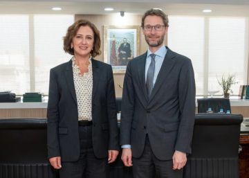 عمور وسفير المملكة المتحدة بالمغرب يتباحثان سبل تعزيز التعاون السياحي