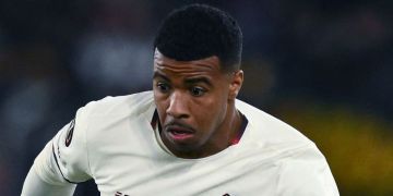 إغمان مهدد بالغياب عن المونديال