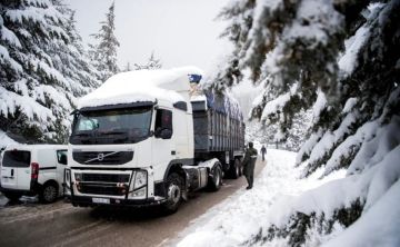 هذه هي الطرق المقطوعة بإقليم إفران بسبب الثلوج