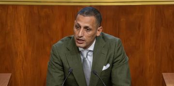 ملال يطالب بتقصي الحقائق: الفساد ليس فقط عند الفراقشية بل لدى أصحاب الكرافاطات ملال يطالب بتقصي الحقائق: الفساد ليس فقط عند الفراقشية بل لدى أصحاب الكرافاطات