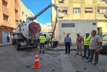 تنفيذ عملية كبرى لتنظيف وصيانة شبكات الصرف الصحي بالبيضاء تنفيذ عملية كبرى لتنظيف وصيانة شبكات الصرف الصحي بالبيضاء