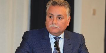 بنعبد الله يفتح باب الحوار مع نقابات التعليم الأولي بعد التصعيد أمام البرلمان بنعبد الله يفتح باب الحوار مع نقابات التعليم الأولي بعد التصعيد أمام البرلمان