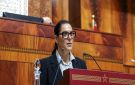 من الإثراء غير المشروع إلى تضارب المصالح.. المنصوري تستهل مهامها على رأس الحكومة بفتح ملفات ثقيلة
