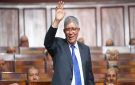 الملك يهنئ أحمد التويزي بانتخابه رئيسا جديدا لمجلس النواب