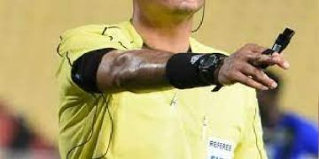 تعرف على حكام مباراتي الوداد والرجاء تعرف على حكام مباراتي الوداد والرجاء