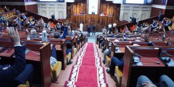 سرعة برمجة جلسات التشريع يثير قلق المعارضة بمجلس النواب