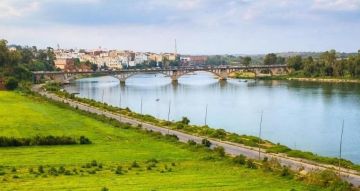 أمطار الخير تعيد التدفق الطبيعي لمياه وادي أم الربيع نحو المحيط الأطلسي أمطار الخير تعيد التدفق الطبيعي لمياه وادي أم الربيع نحو المحيط الأطلسي