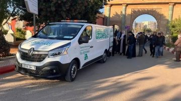 التراجع عن حذف العبارات الدينية من سيارات نقل الموتى التراجع عن حذف العبارات الدينية من سيارات نقل الموتى