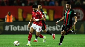 إعلامي مصري يكشف عن عقوبات تنتظر الأهلي إعلامي مصري يكشف عن عقوبات تنتظر الأهلي