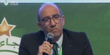 الزيات يلتقي فادلو وسوماكال لمناقشة نتائج الرجاء