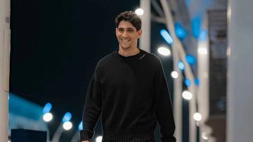 رغم المنافسة المستمرة.. ياسين بونو يفاجئ كريستيانو رونالدو (صورة)