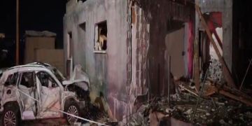 إصابة نحو 60 شخصا إثر سقوط صاروخ إيراني شمال إسرائيل