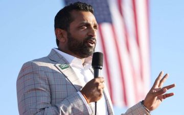 قراصنة إيرانيون يخترقون البريد الشخصي لمدير مكتب التحقيقات الفيدرالي قراصنة إيرانيون يخترقون البريد الشخصي لمدير مكتب التحقيقات الفيدرالي